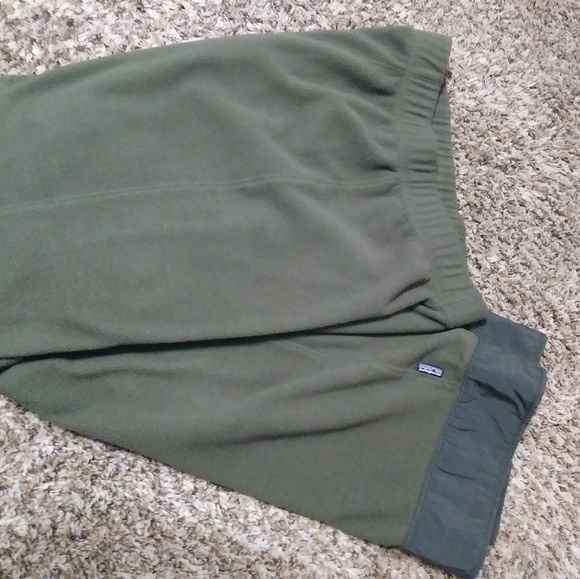 PATAGONIA GREEN FLEECE 2 PIECE OUTFIT WOMENS XS - Picture 5 of 6